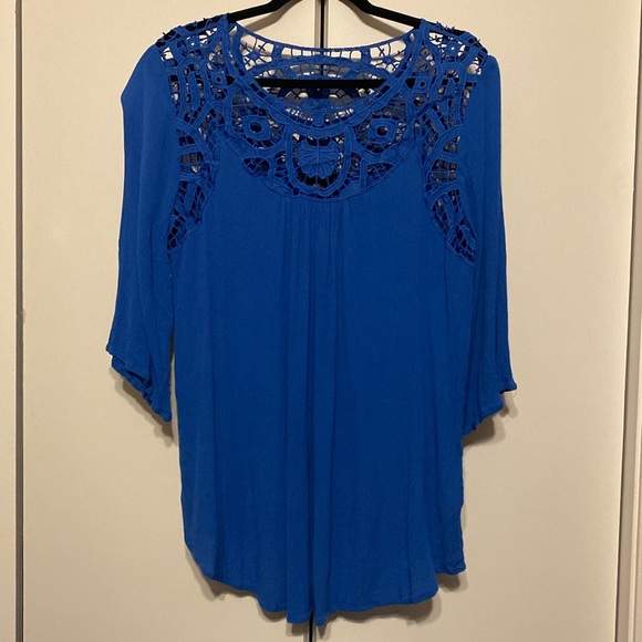 Roaman's Tops - Roaman’s 16W royal blue peasant blouse w lace detail